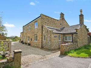 Pinfold House- click for photo gallery